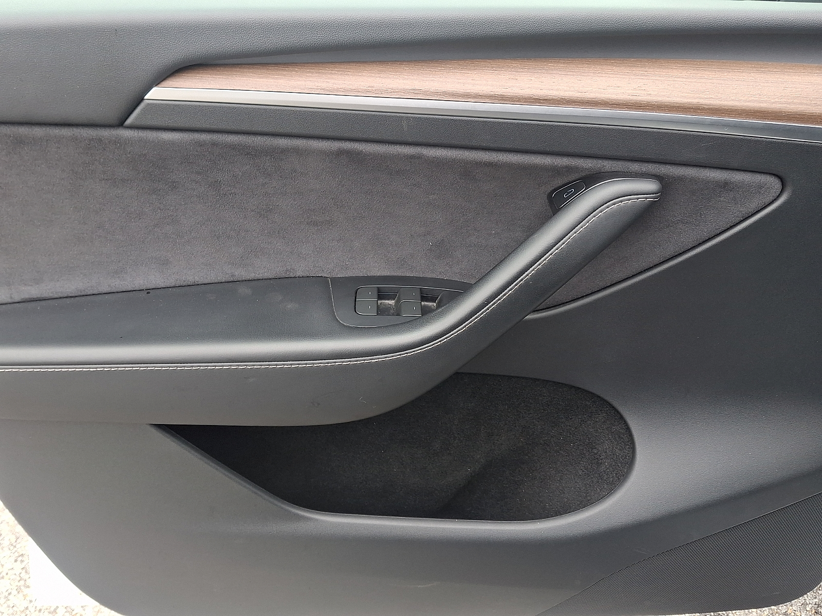 Used 2024 Tesla Model Y SUV