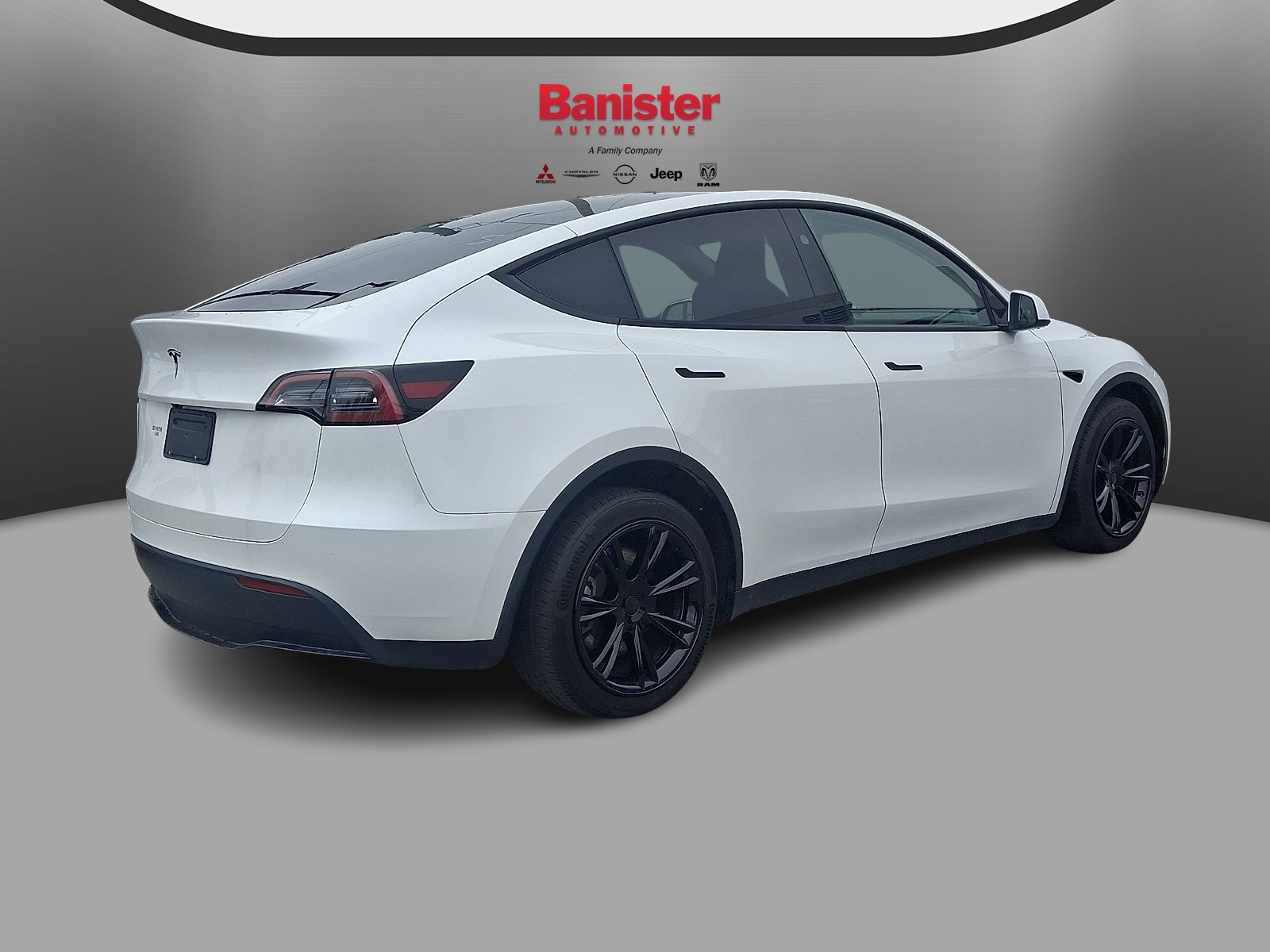 Used 2024 Tesla Model Y SUV