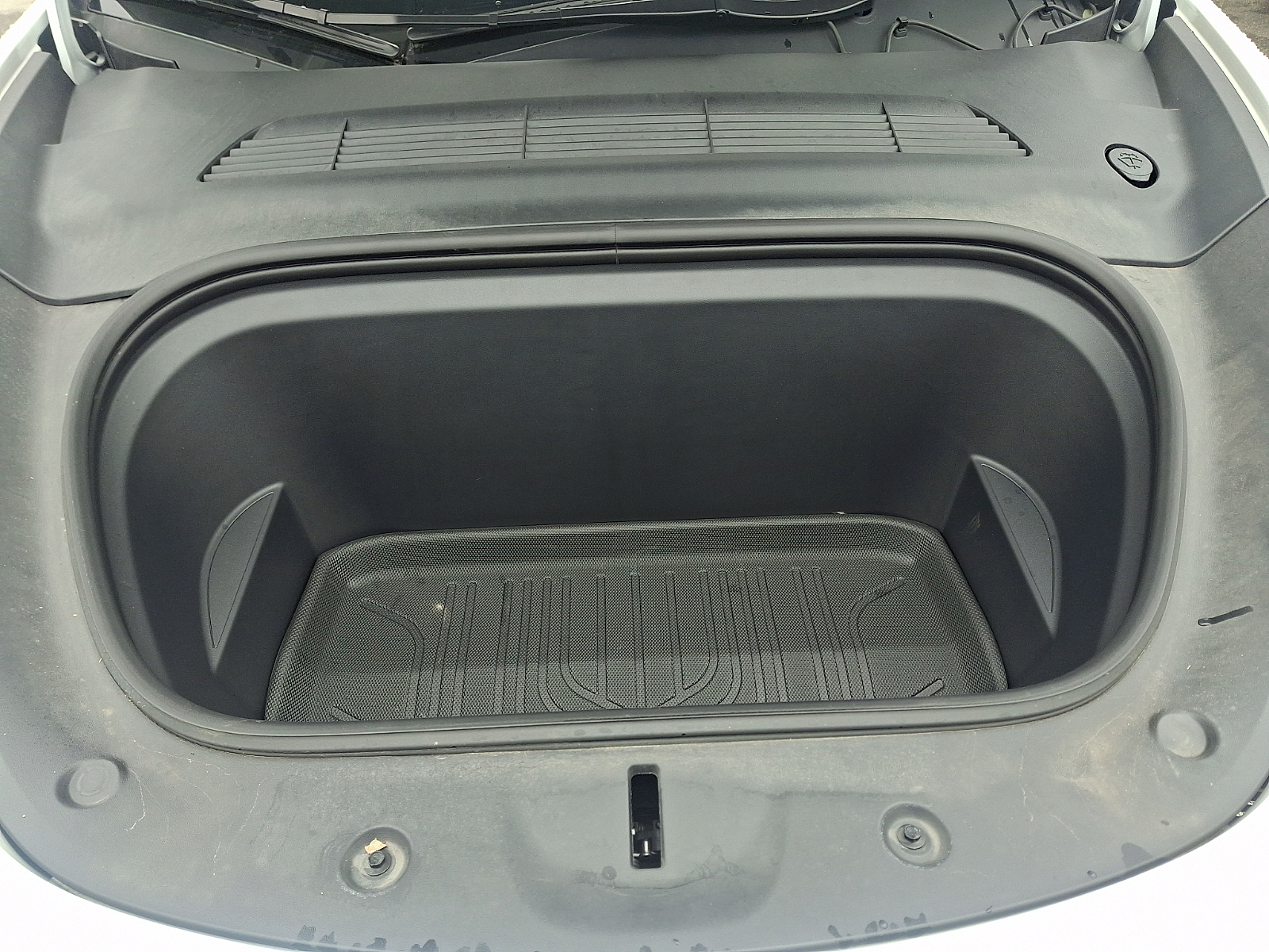 Used 2024 Tesla Model Y SUV