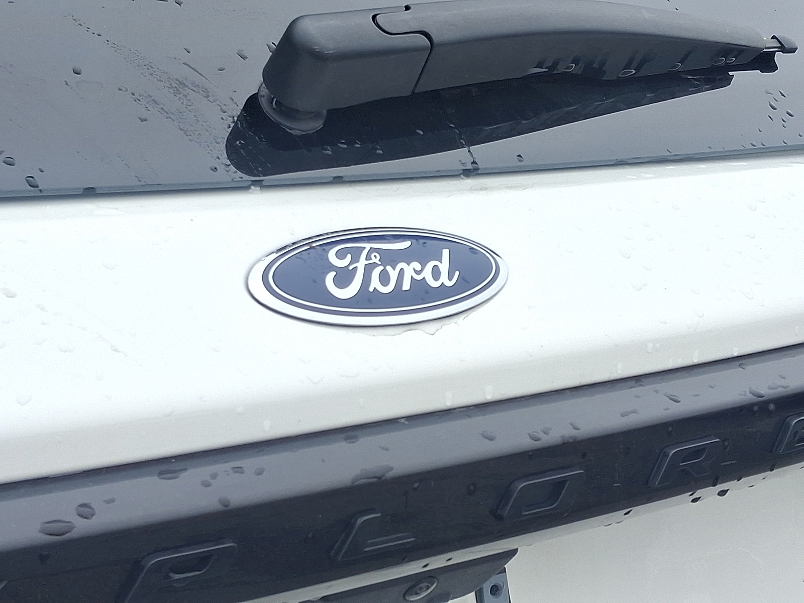 Used 2025 Ford Explorer SUV