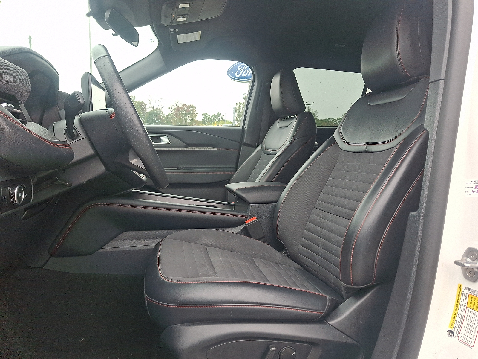 Used 2025 Ford Explorer SUV