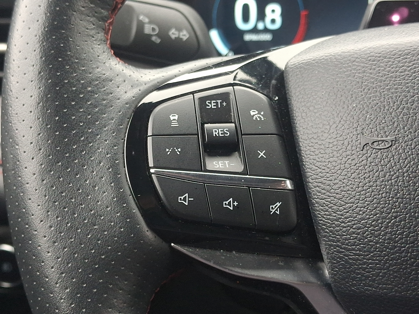 Used 2025 Ford Explorer SUV