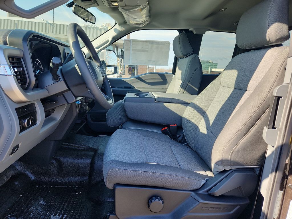 New 2024 Ford F-350 Super Duty Truck