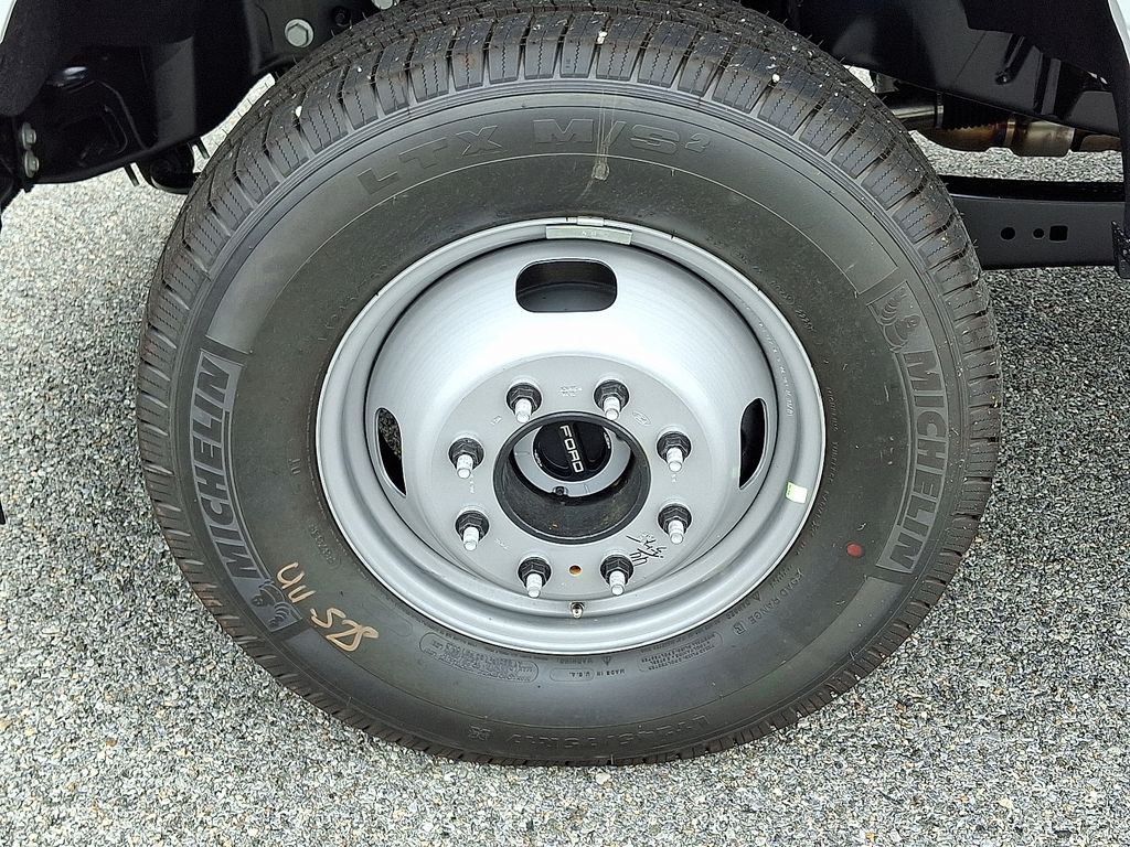 New 2025 Ford F-350 Super Duty Truck