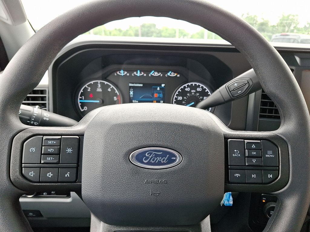 New 2025 Ford F-350 Super Duty Truck