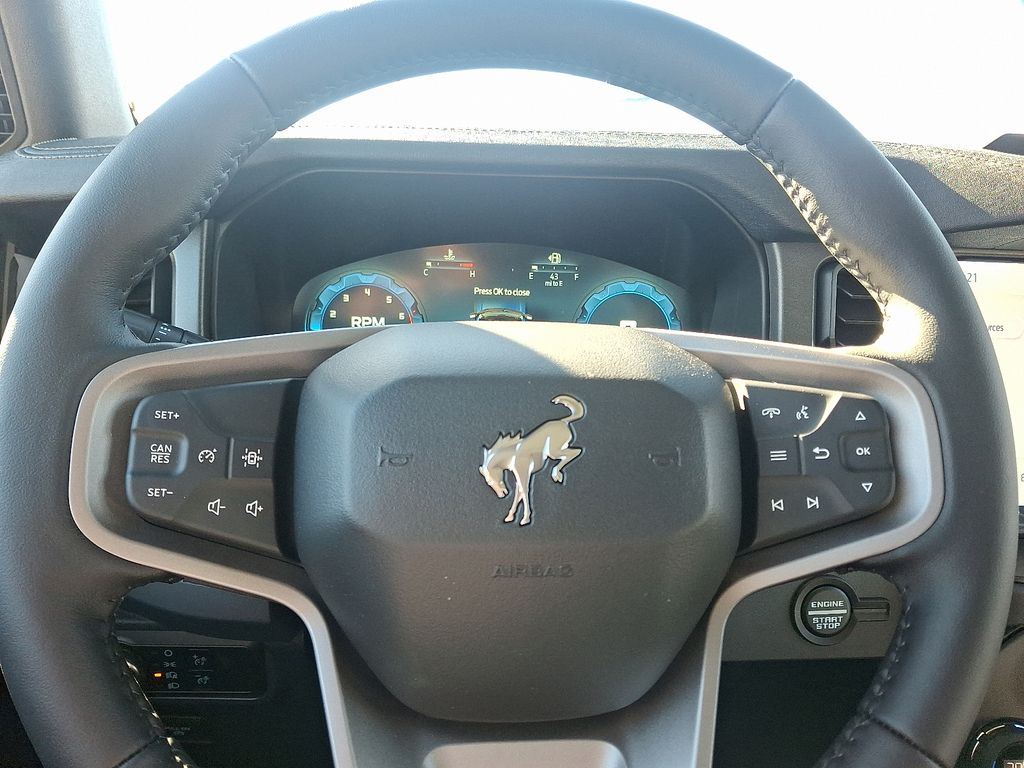 New 2025 Ford Bronco SUV
