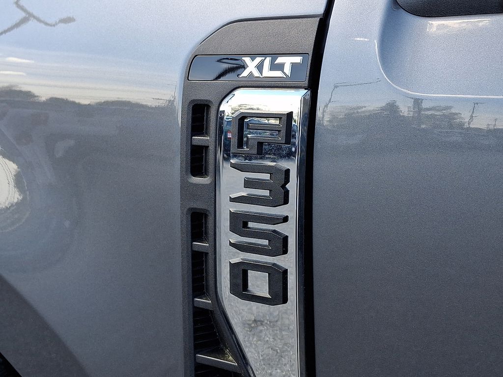New 2026 Ford F-350 Super Duty Truck