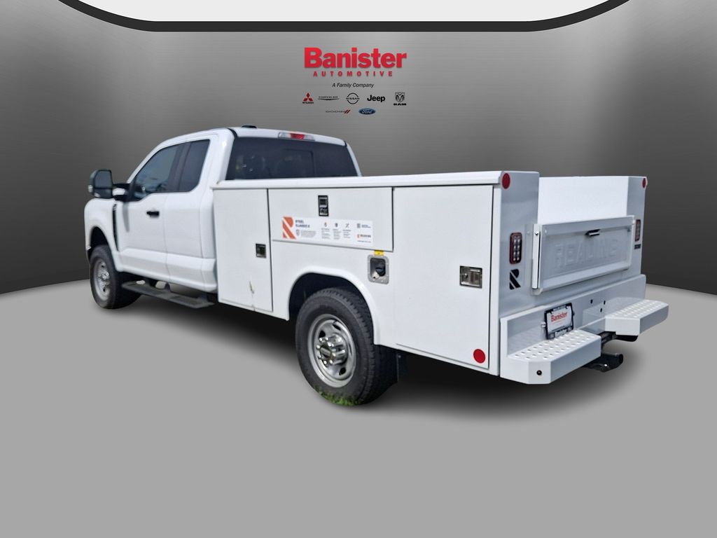 New 2026 Ford F-350 Super Duty Truck