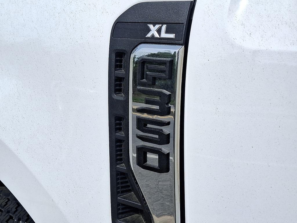 New 2026 Ford F-350 Super Duty Truck