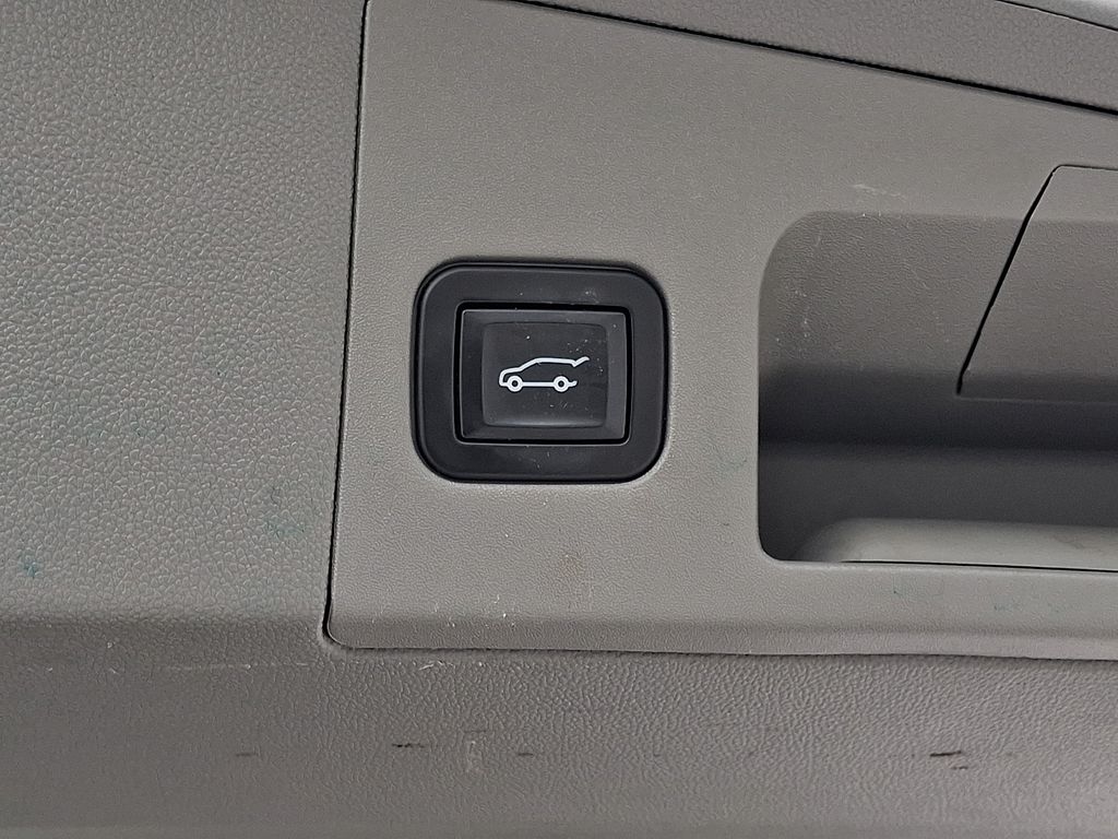 Used 2018 Cadillac XT5 SUV