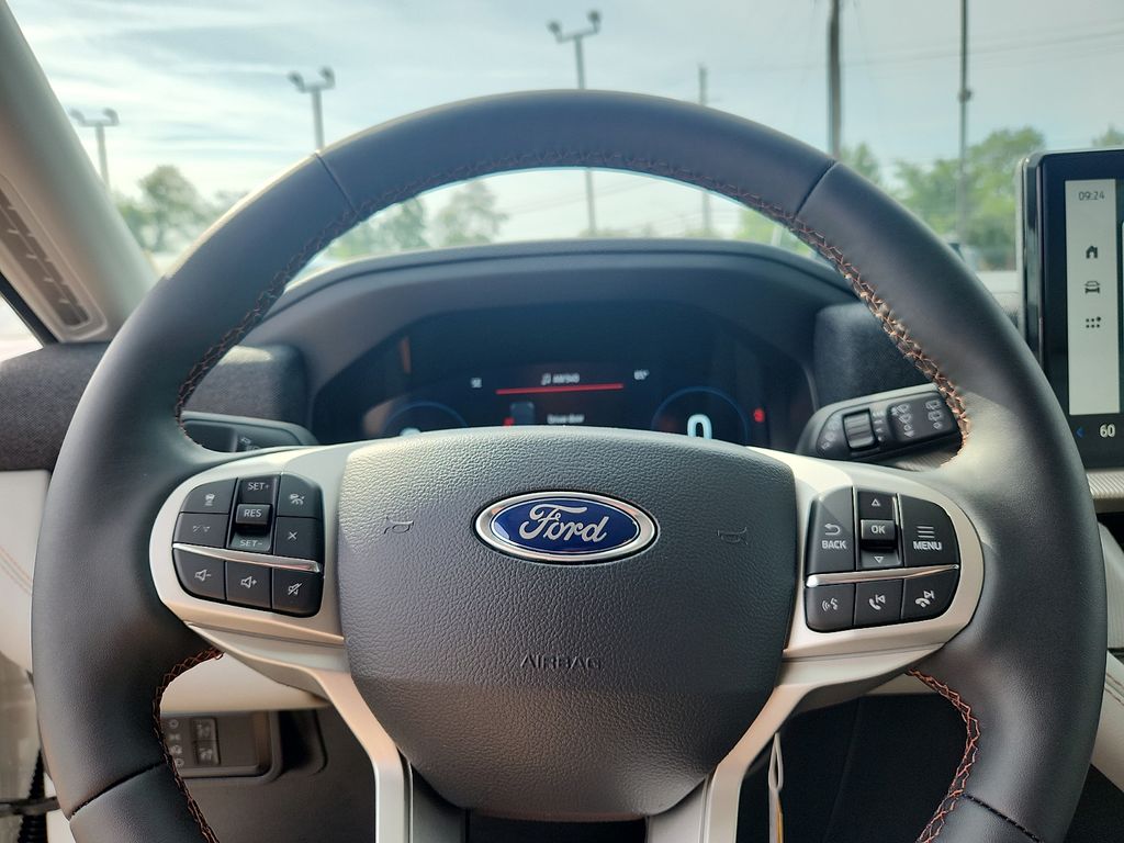 New 2026 Ford Explorer SUV