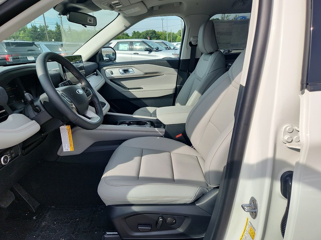 New 2026 Ford Explorer SUV