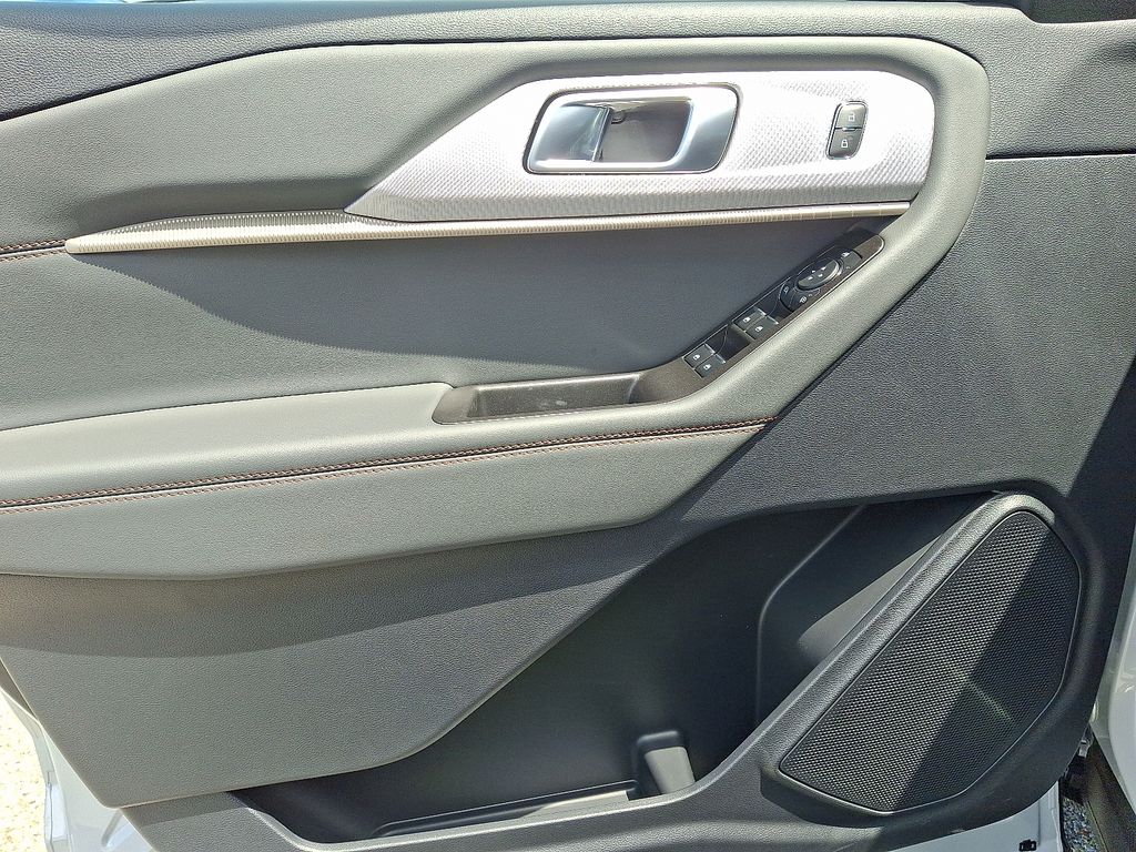 New 2026 Ford Explorer SUV