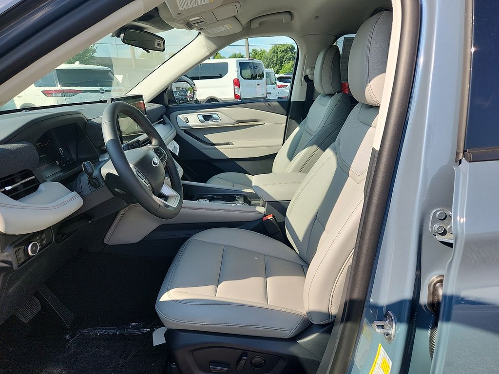 New 2026 Ford Explorer SUV