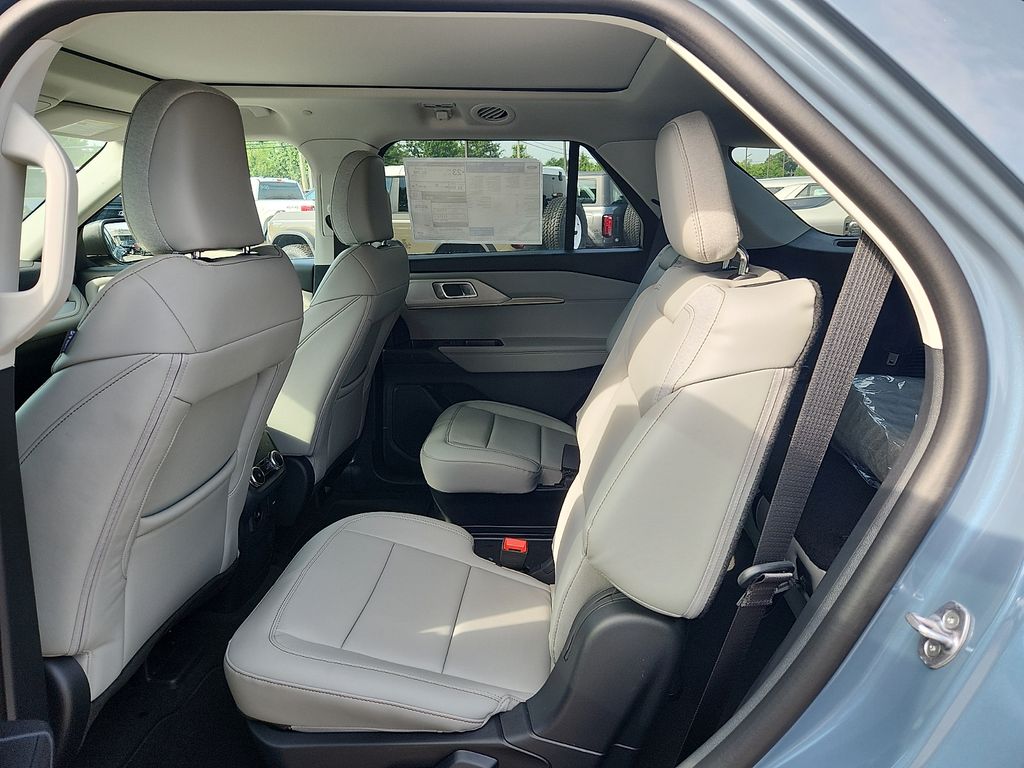 New 2026 Ford Explorer SUV