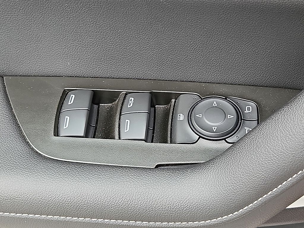 Used 2025 Chevrolet Blazer SUV