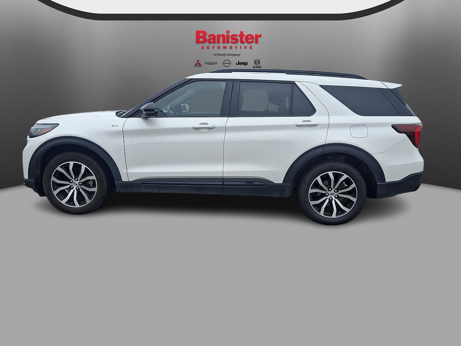 Used 2025 Ford Explorer SUV