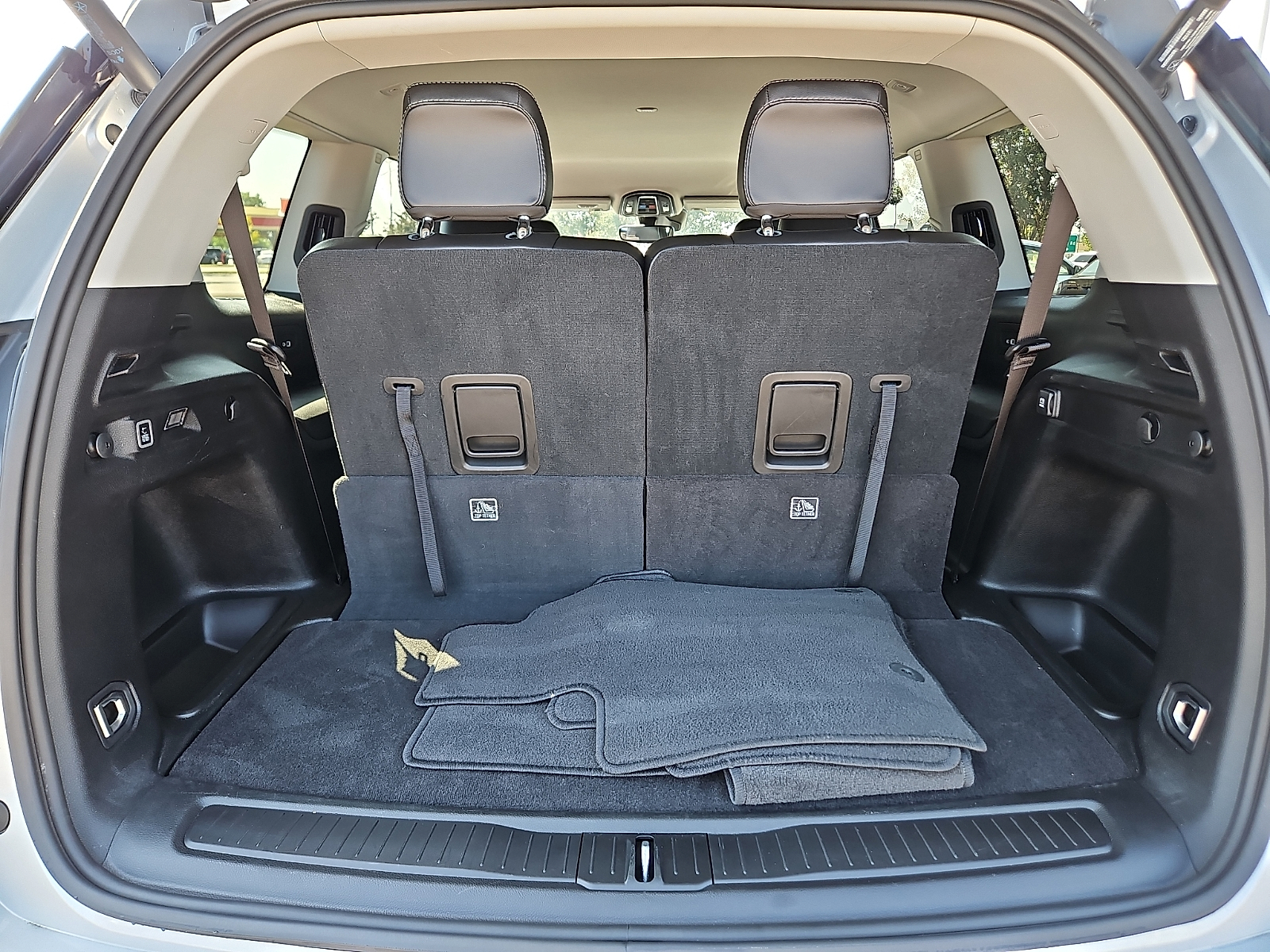 Used 2023 Jeep Grand Cherokee L SUV