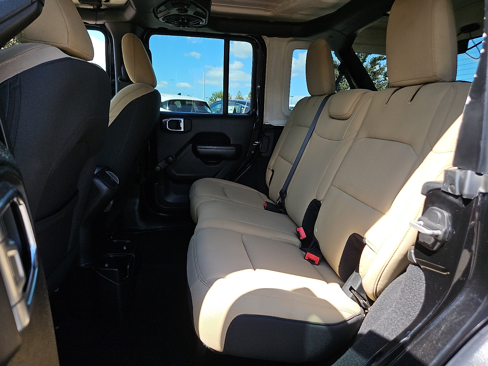 Used 2018 Jeep Wrangler SUV
