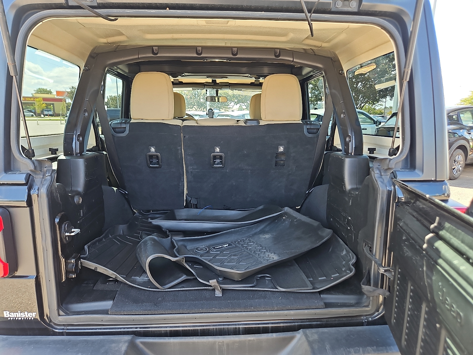 Used 2018 Jeep Wrangler SUV