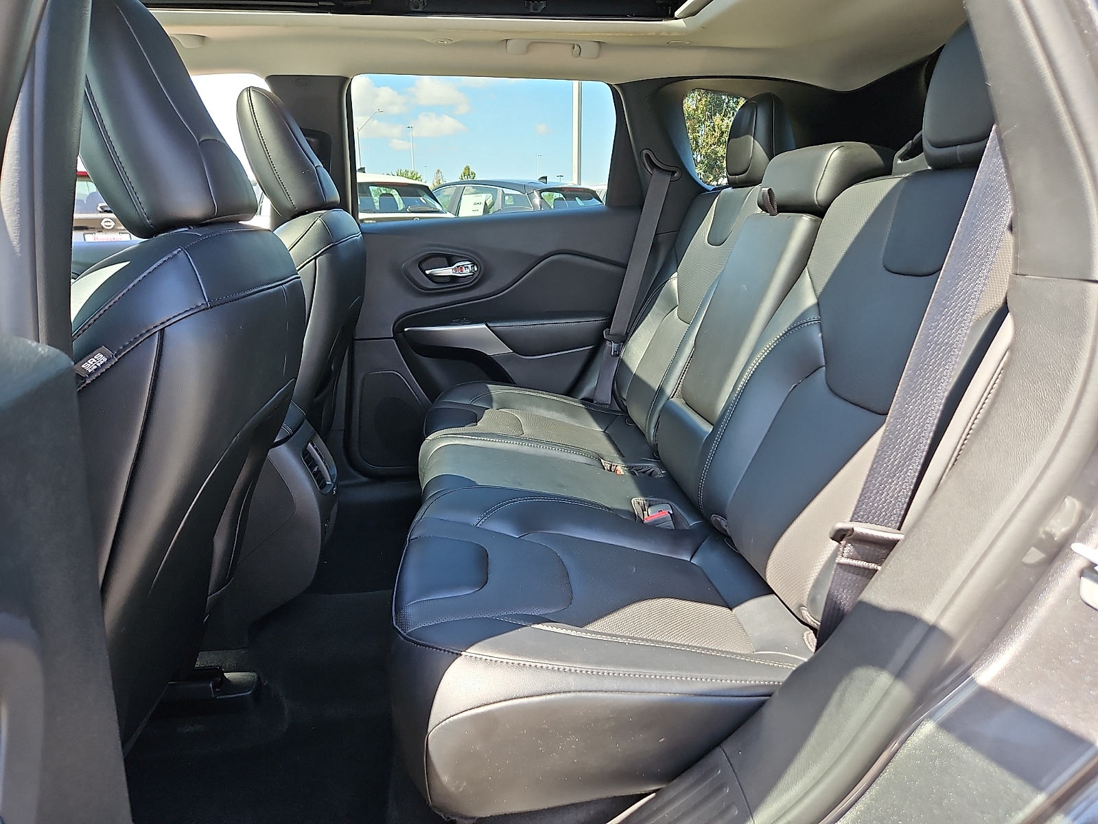 Used 2022 Jeep Cherokee SUV