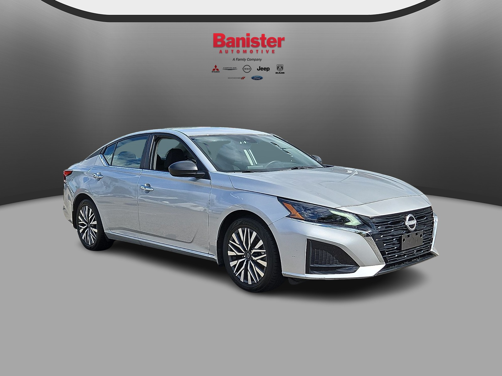 Used 2025 Nissan Altima Sedan