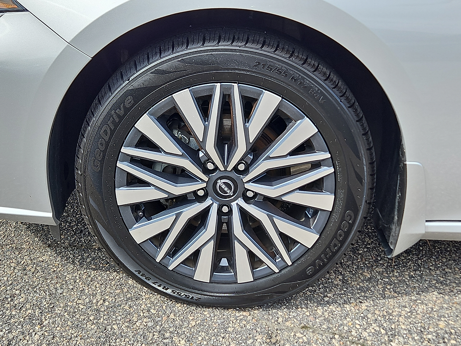 Used 2025 Nissan Altima Sedan