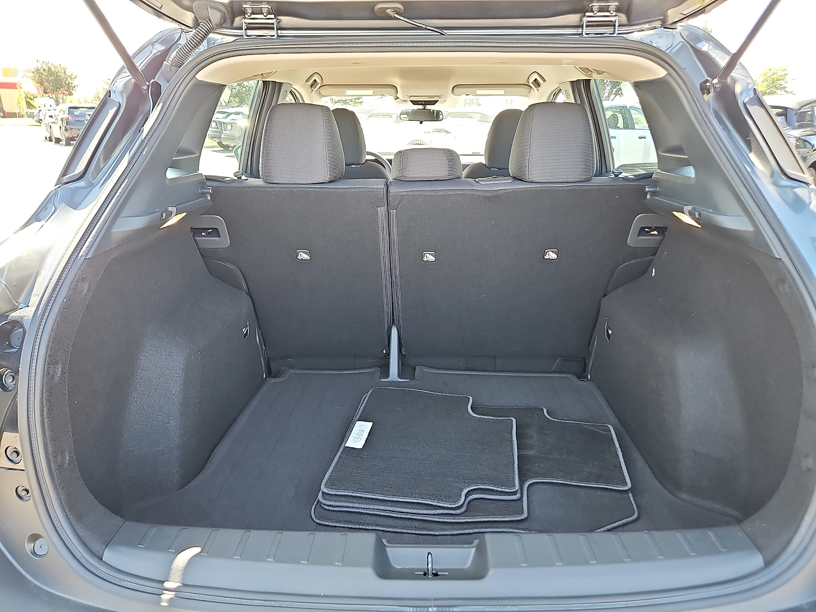 Used 2026 Nissan Kicks SUV