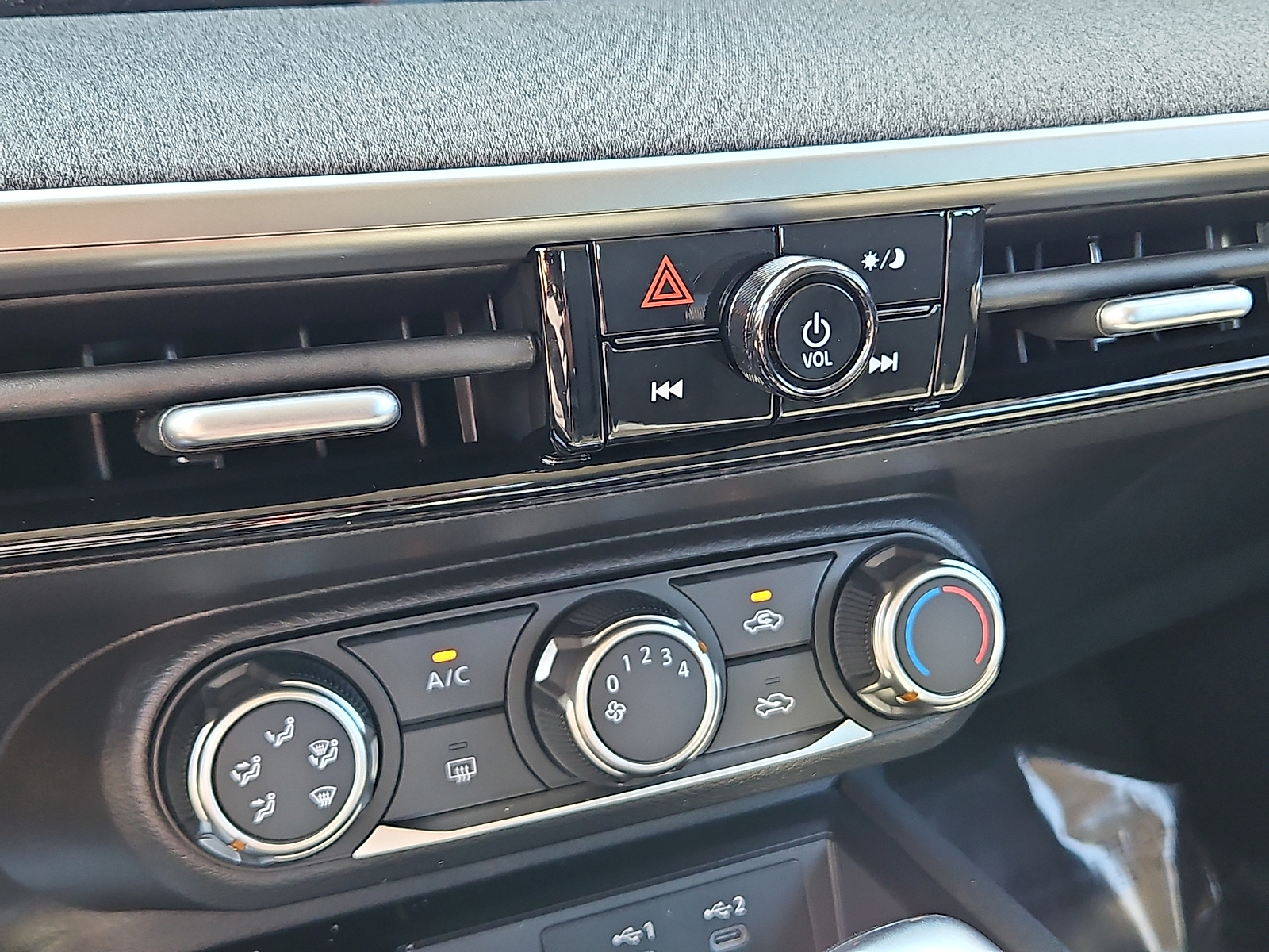 Used 2026 Nissan Kicks SUV