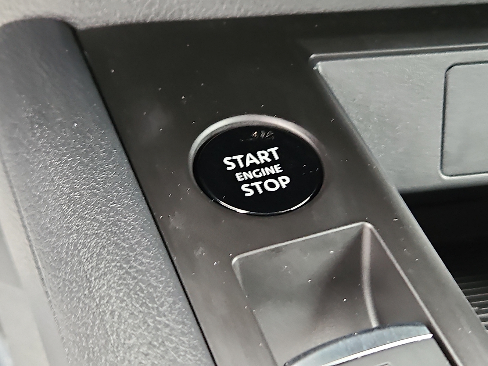Used 2026 Nissan Kicks SUV