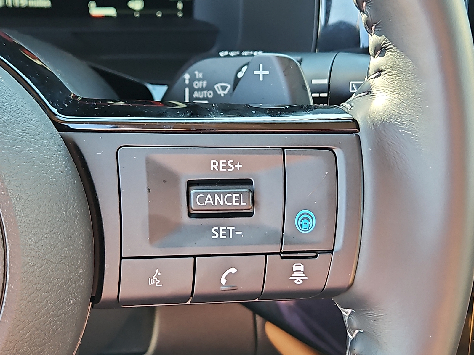 Used 2025 Nissan Pathfinder SUV