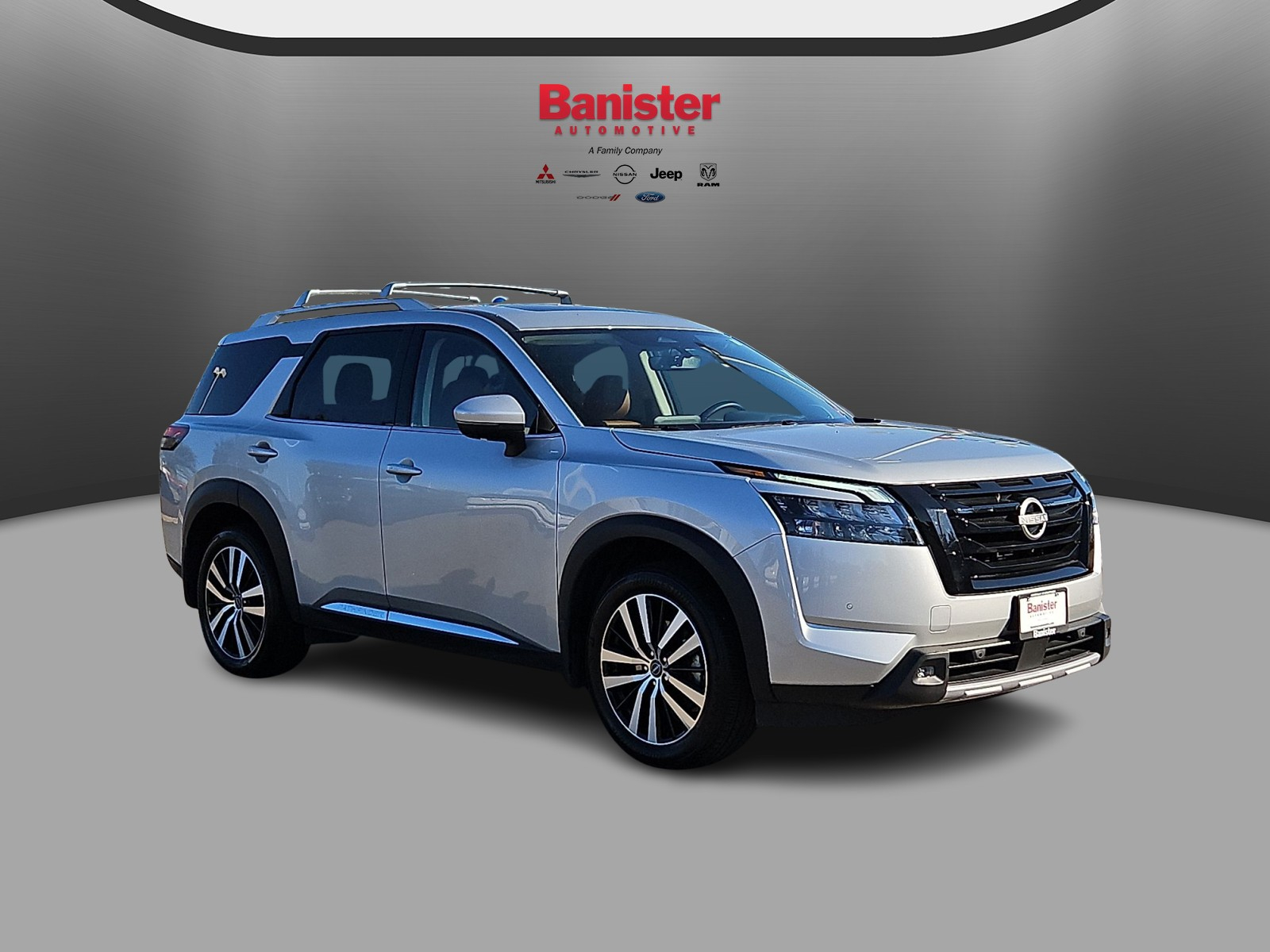 Used 2025 Nissan Pathfinder SUV