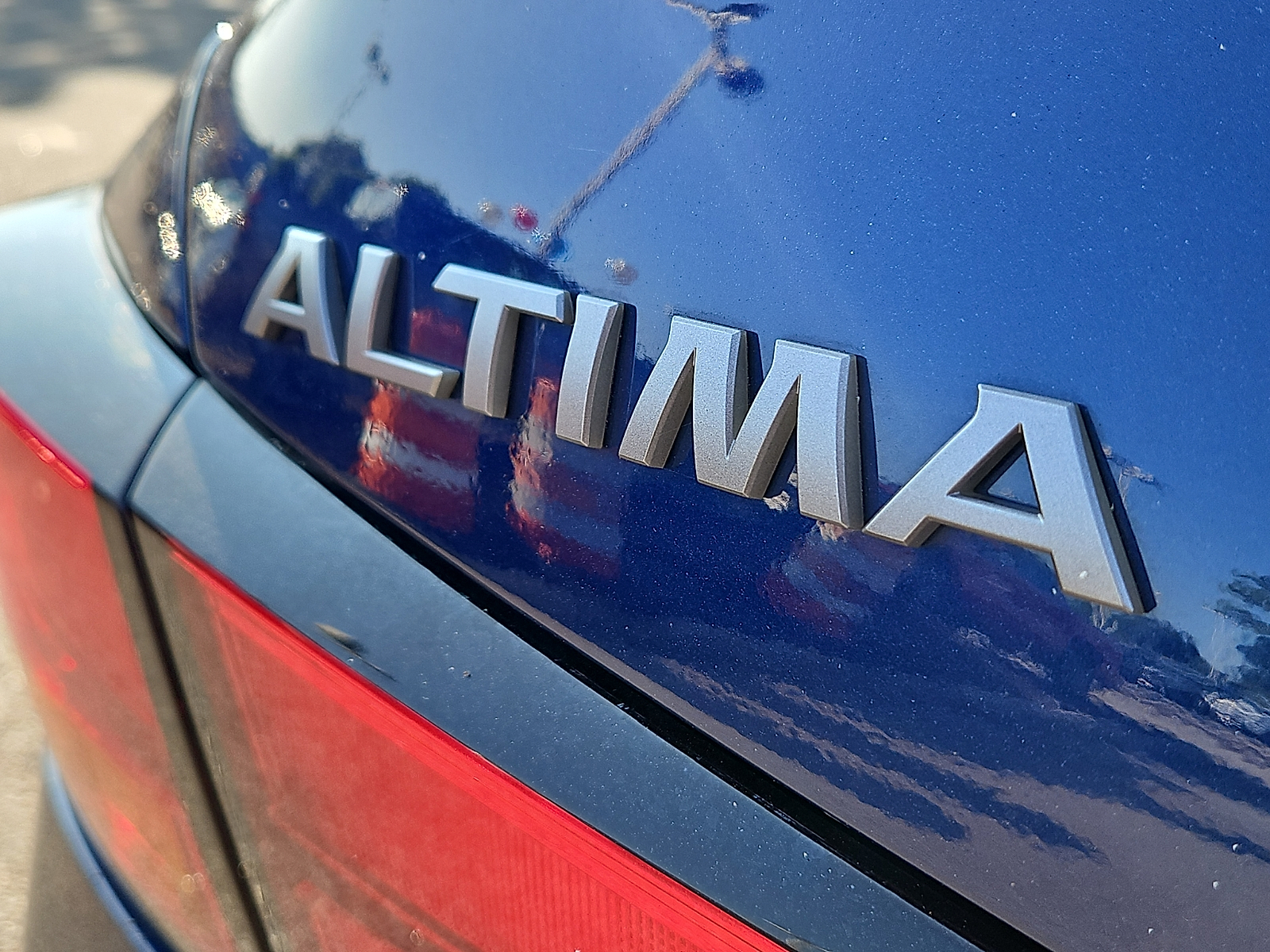 Used 2024 Nissan Altima Sedan