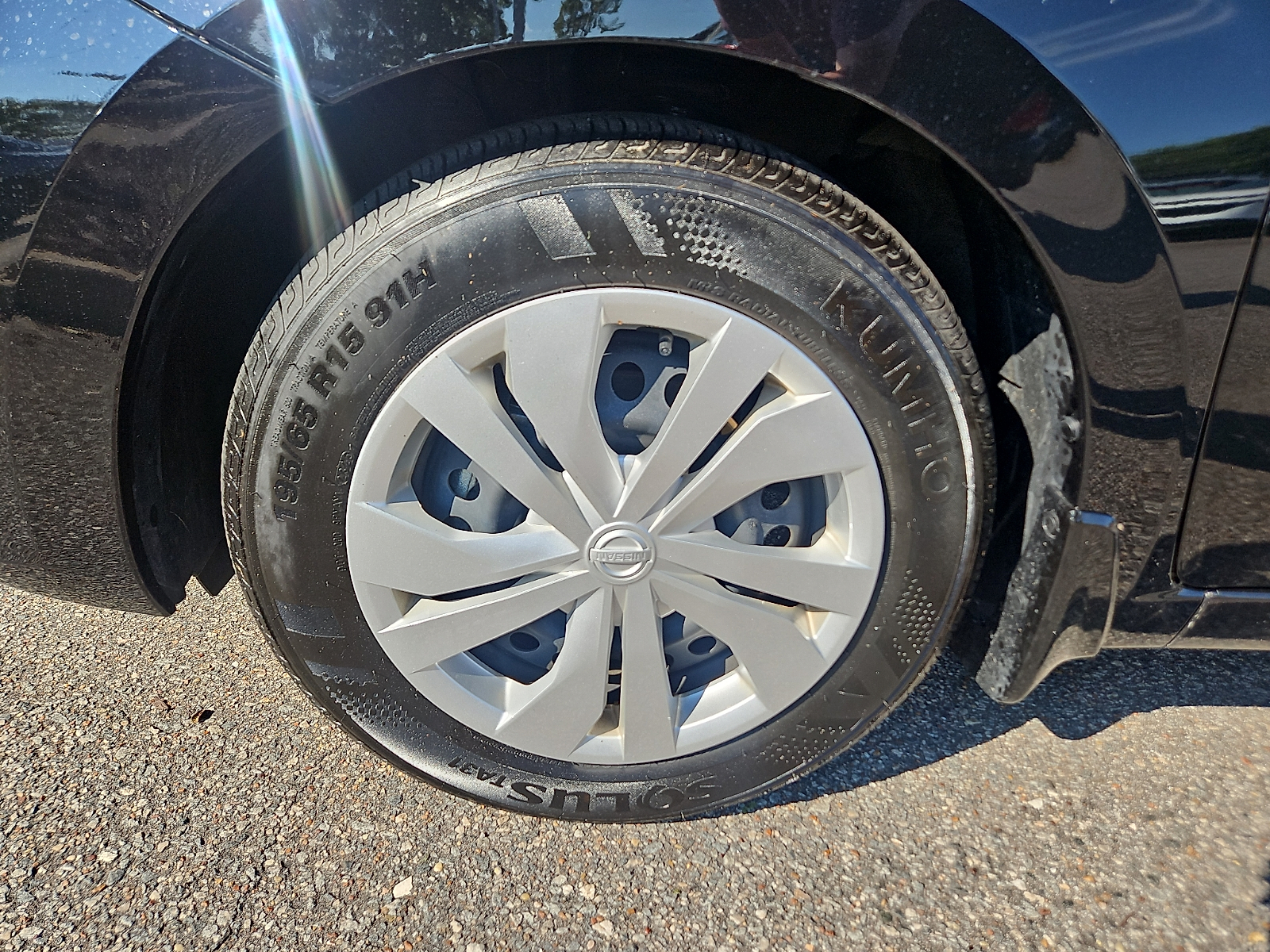 Used 2025 Nissan Versa Sedan