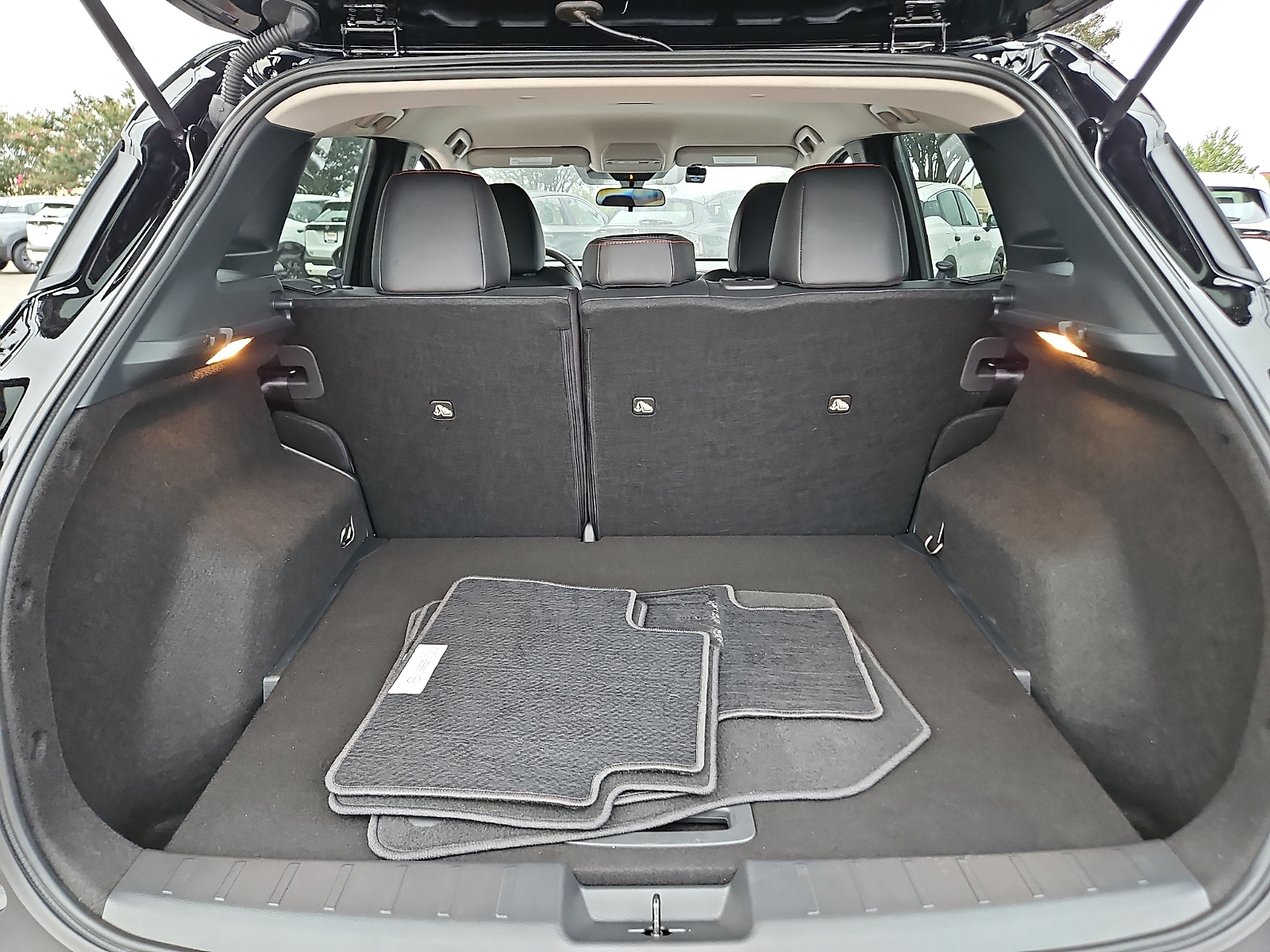 Used 2025 Nissan Kicks SUV