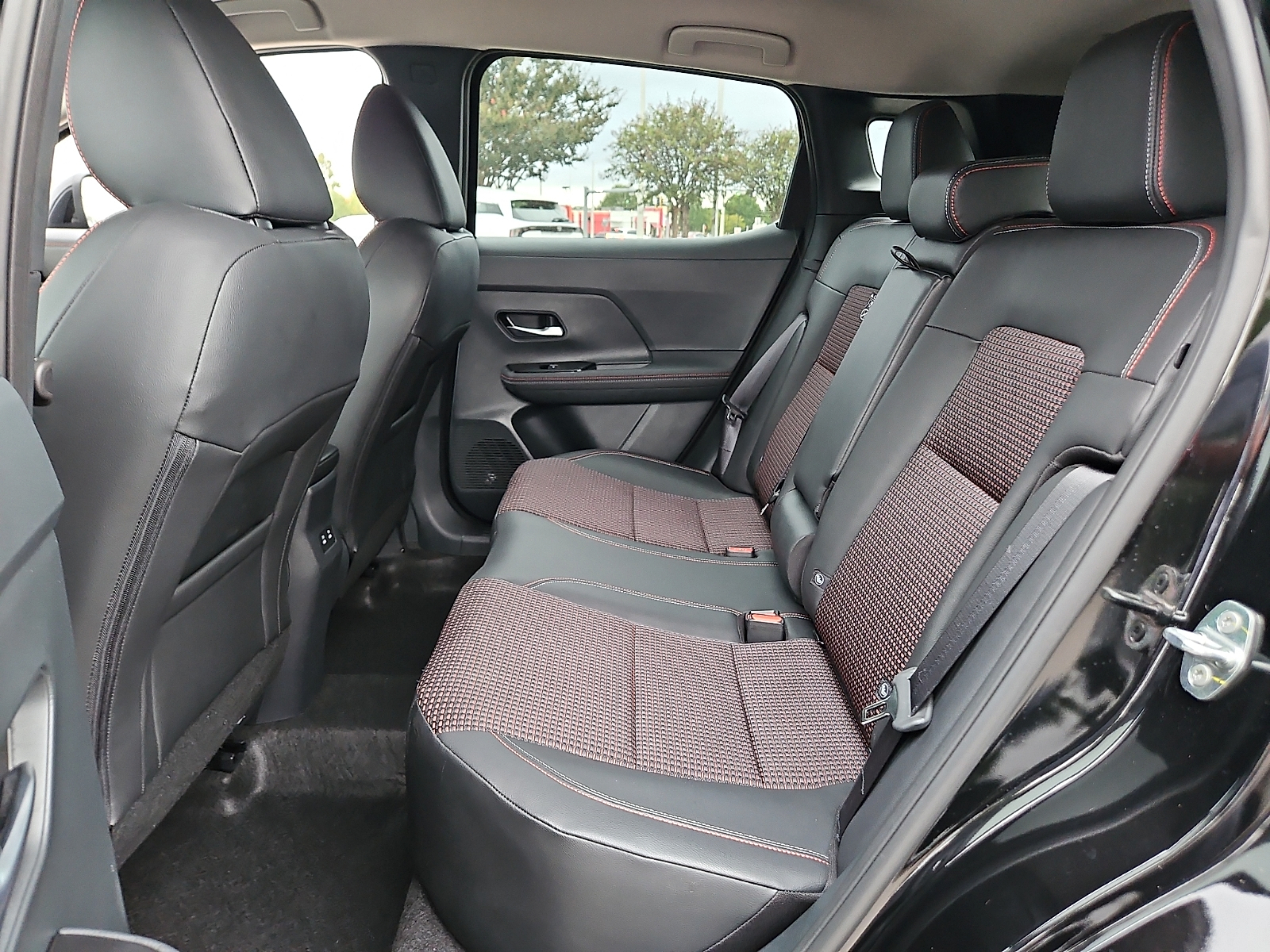 Used 2025 Nissan Kicks SUV