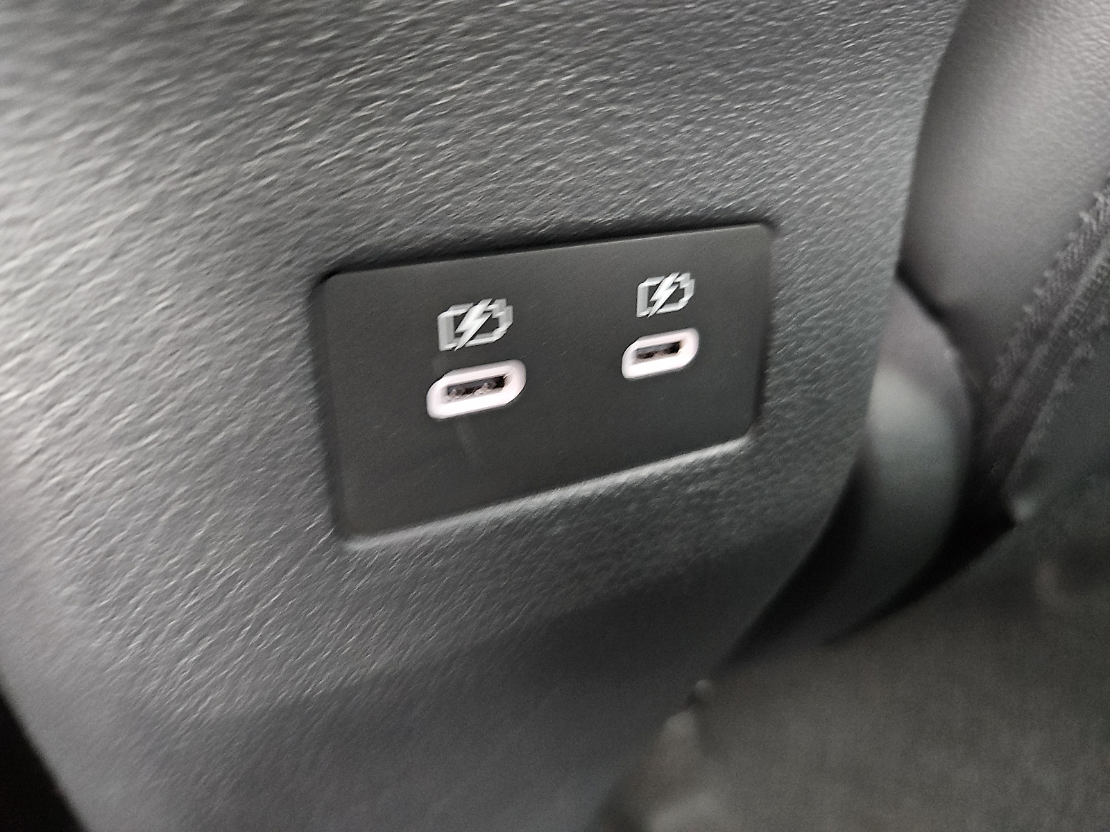 Used 2025 Nissan Kicks SUV