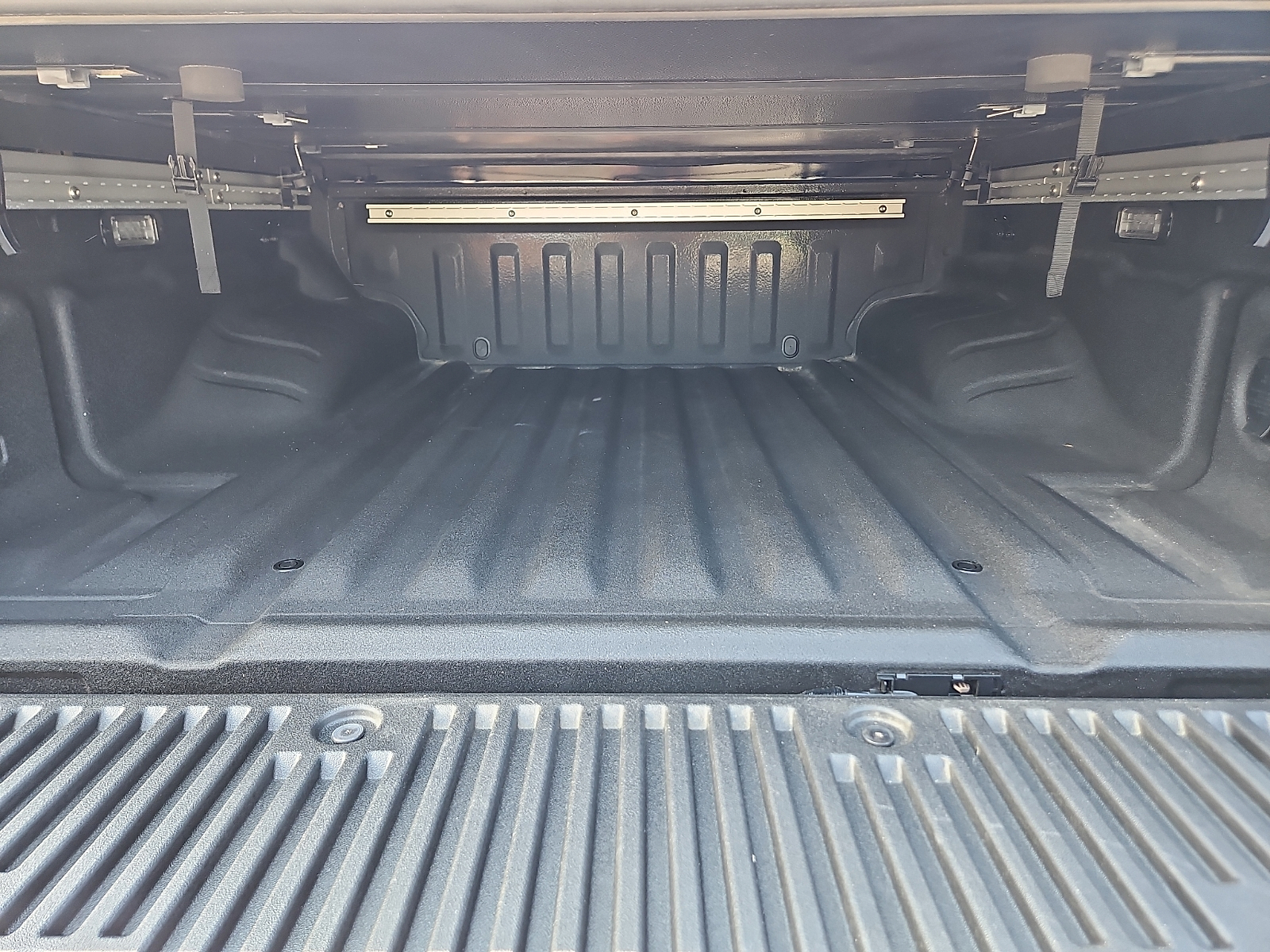 Used 2024 Nissan Frontier Truck