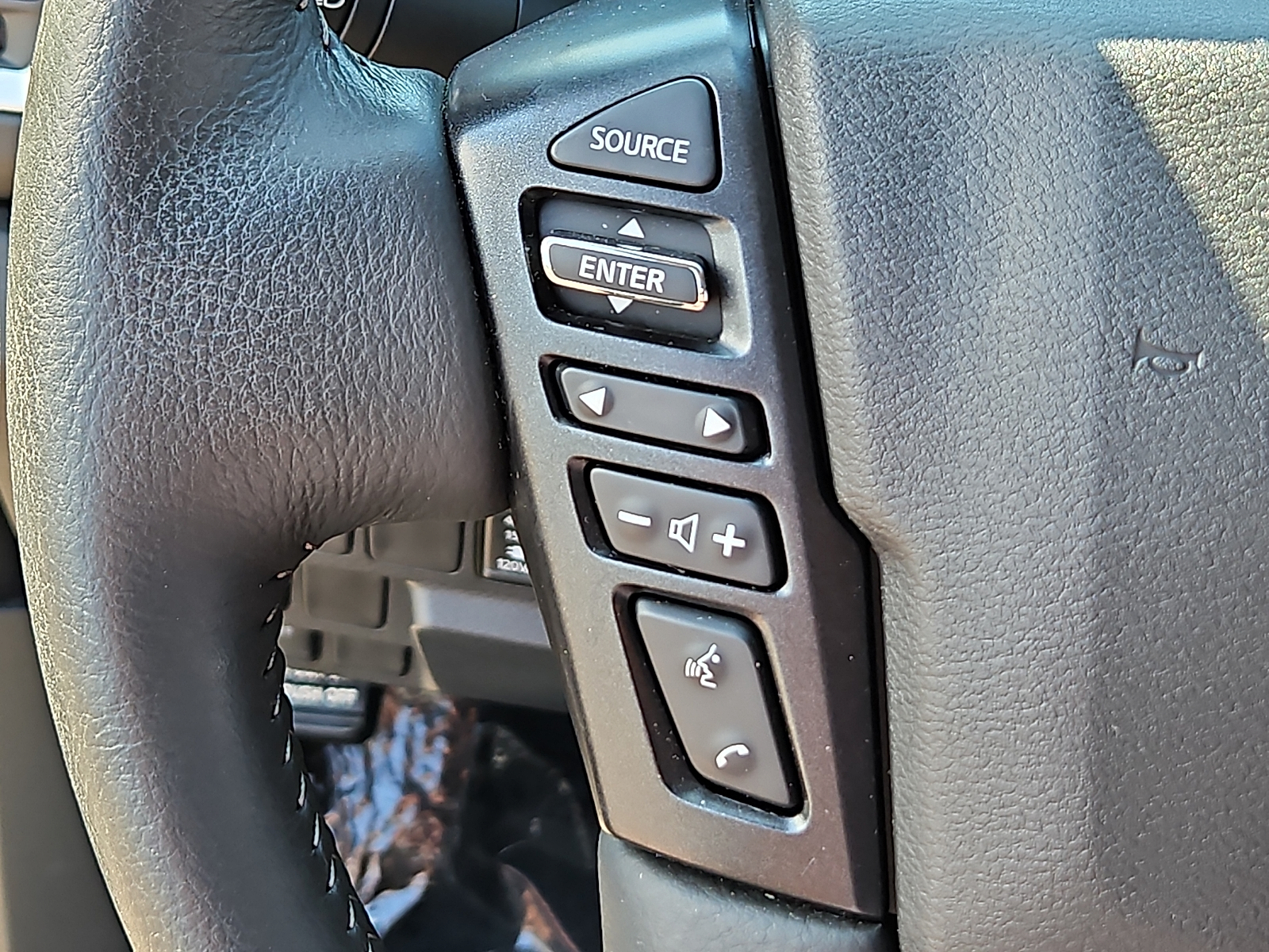 Used 2024 Nissan Frontier Truck