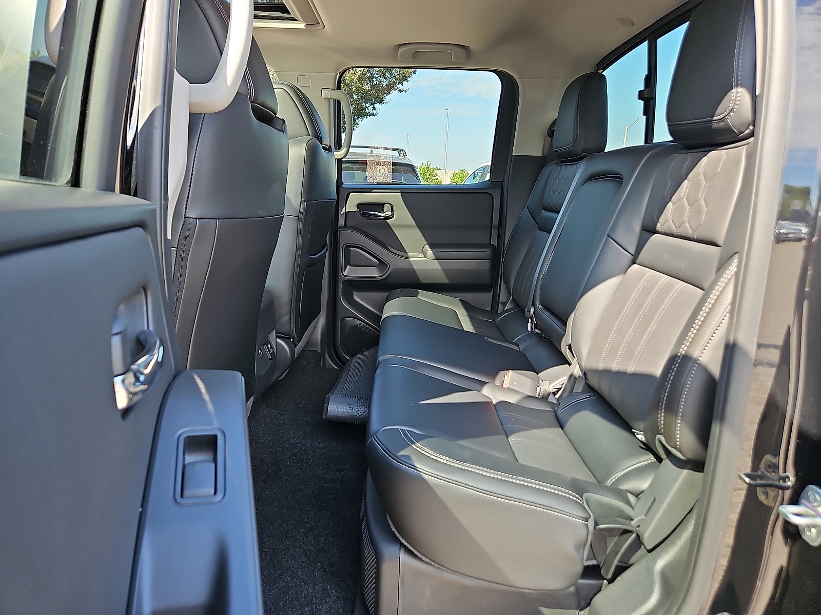 Used 2024 Nissan Frontier Truck