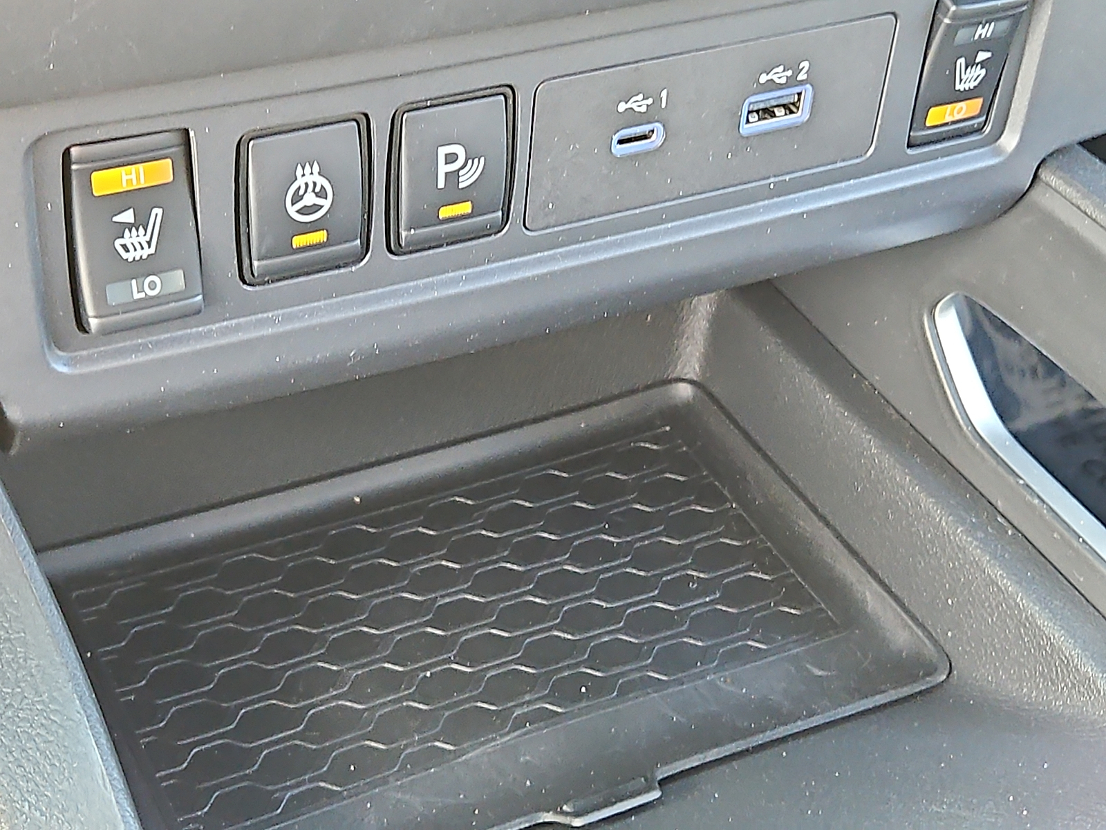 Used 2024 Nissan Frontier Truck