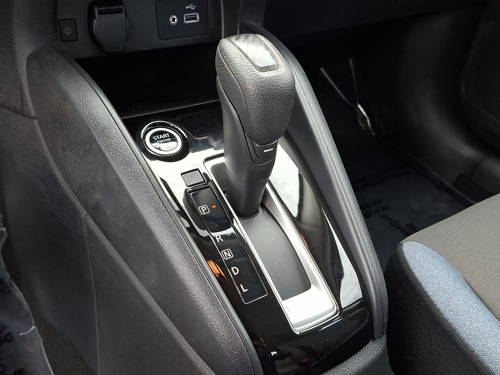 Used 2025 Nissan Versa Sedan