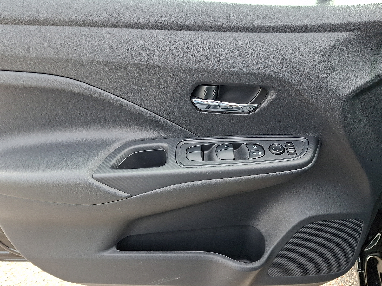 Used 2025 Nissan Versa Sedan