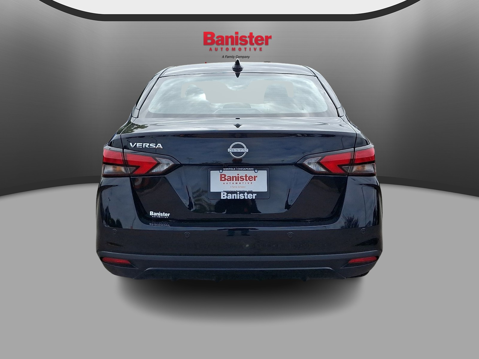 Used 2025 Nissan Versa Sedan