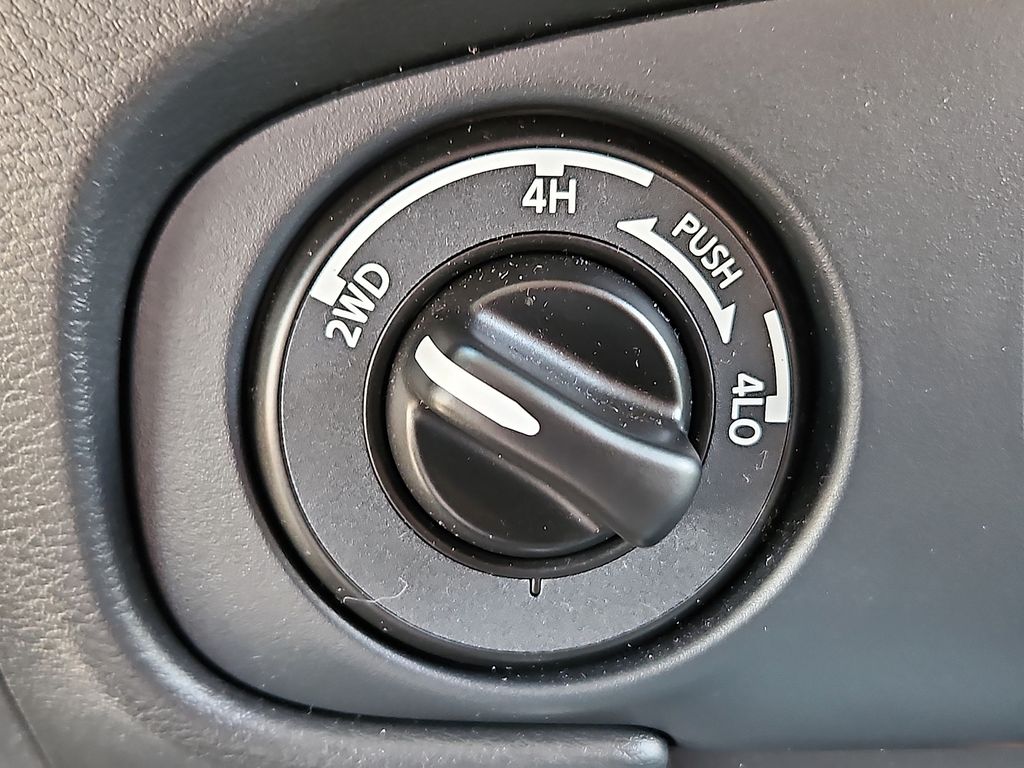 Used 2022 Nissan Frontier Truck