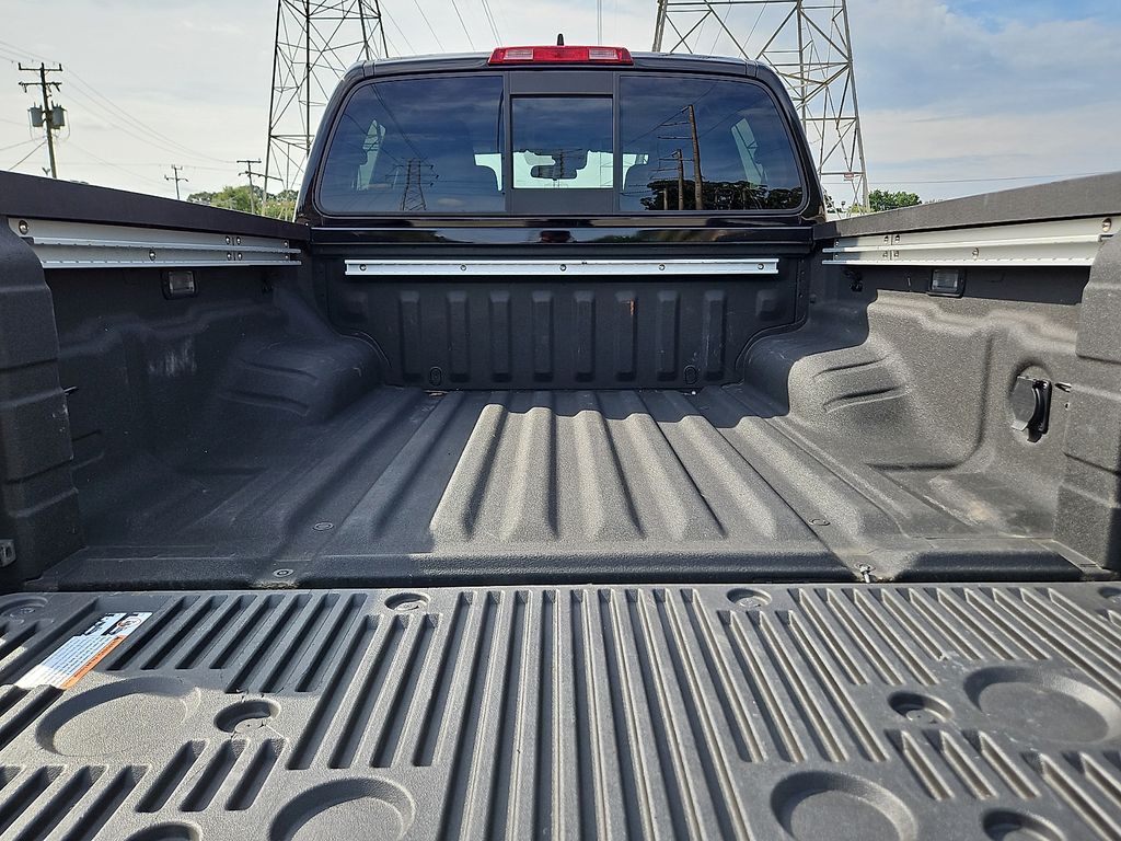 Used 2022 Nissan Frontier Truck