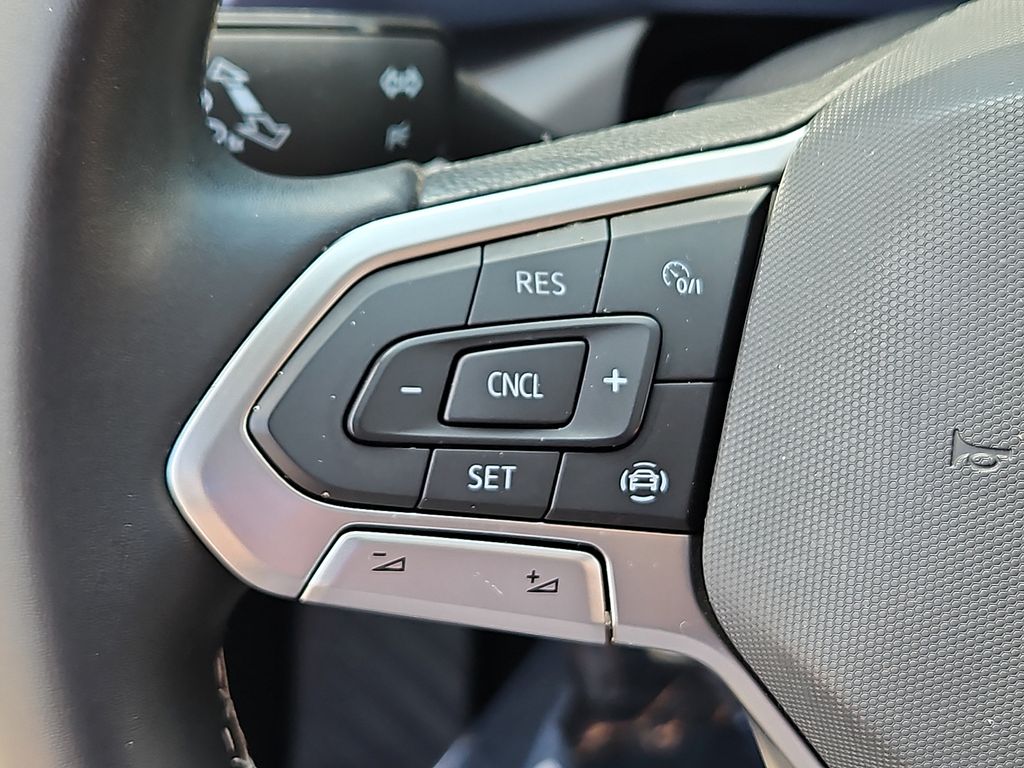 Used 2022 Volkswagen Taos SUV
