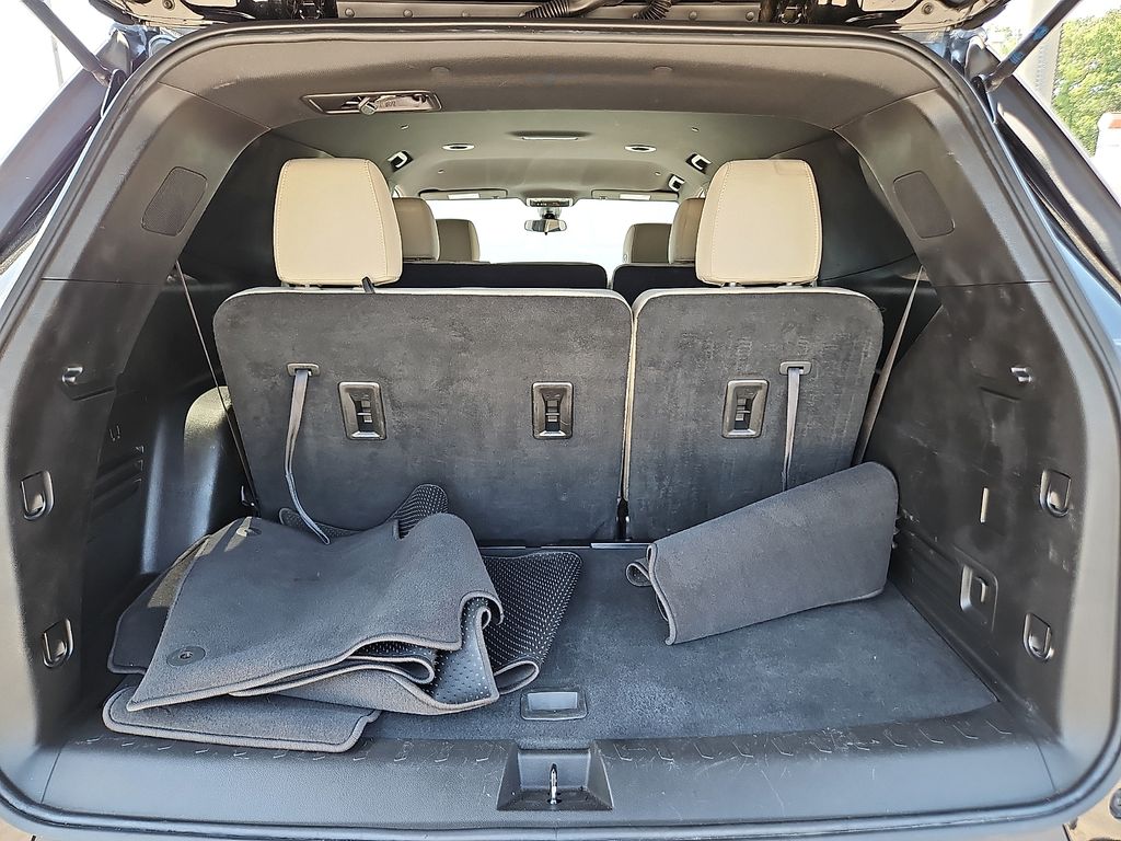 Used 2023 Chevrolet Traverse SUV