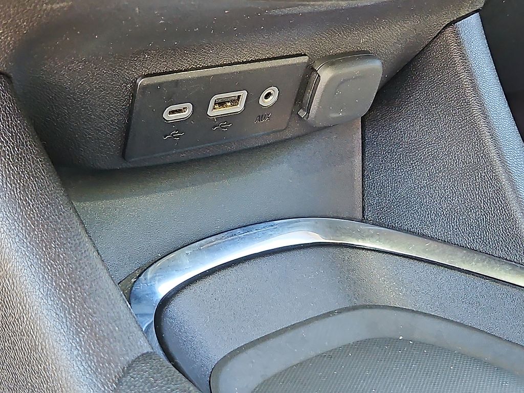 Used 2023 Chevrolet Malibu Sedan