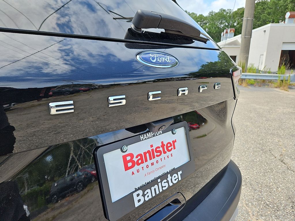 Used 2022 Ford Escape SUV